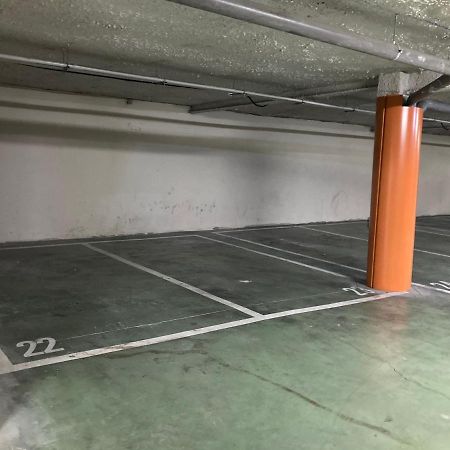 Apartamento Grande, 2 Dormitorios, Garaje Gratis Madrid Luaran gambar